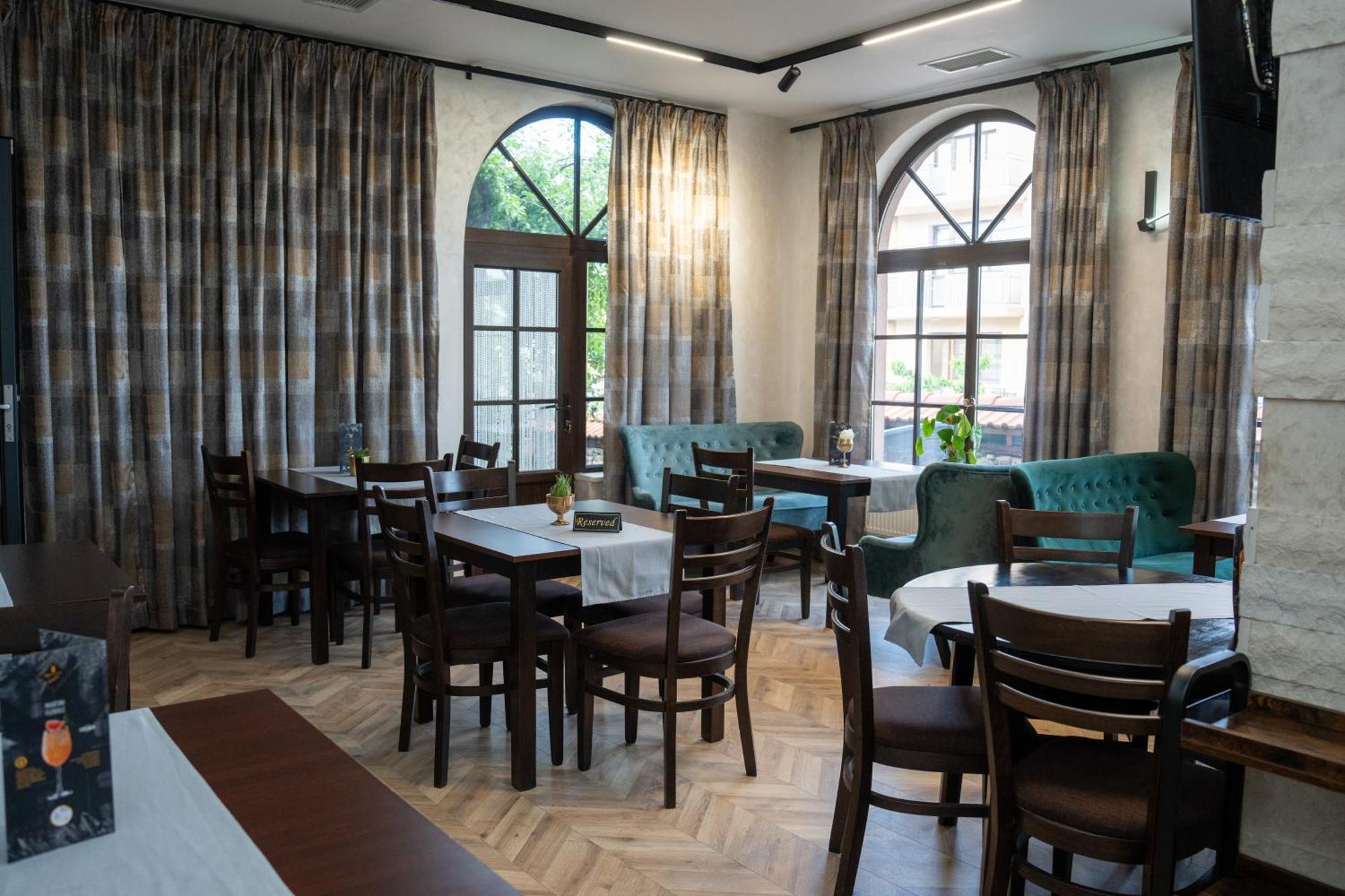 Hotel Demetra Berkovitsa Extérieur photo