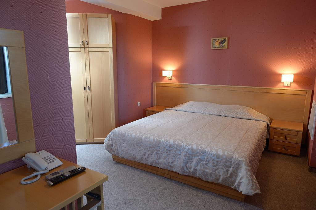 Hotel Demetra Berkovitsa Chambre photo